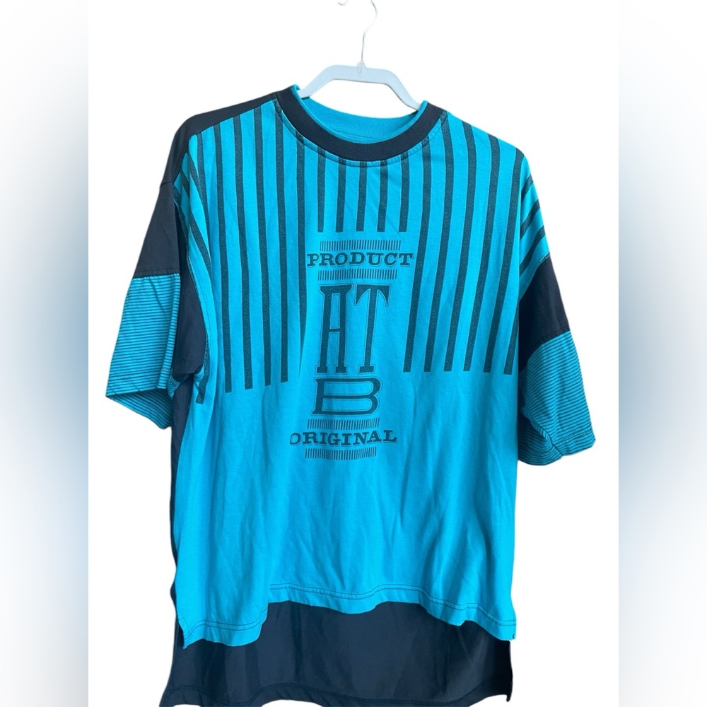 Vintage 90’s Blue and black striped T-shirt. #90’s #retro #streetwear